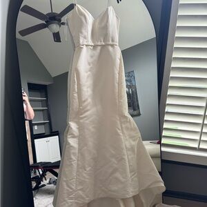 Elegant Cream Strapless Gown